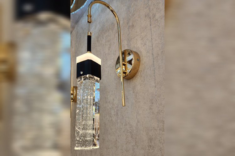 تصویر از نمای کنار