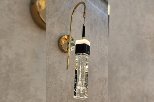 تصویر از نمای کنار