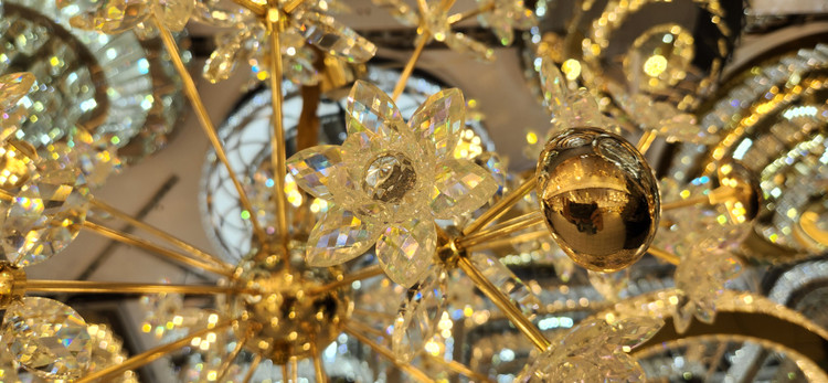 نمای کریستال