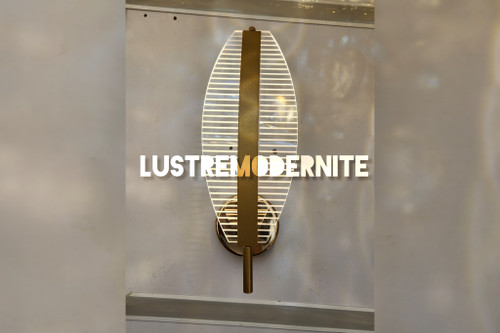 چراغ دیوارکوب مدل برگ زرین