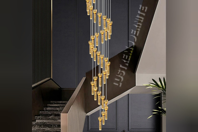 چراغ آویز لوکس طلایی با نور سه حالته هوشمند