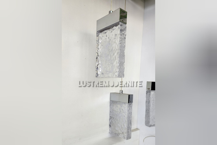 چراغ آویز فانتزی با حباب شیشهای طرح یخی برای اتاق خواب