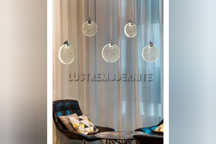 چراغ آویز مدرن با تکنولوژی پخش نور کهکشانی