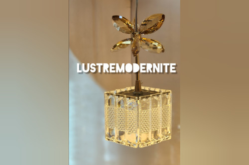آویز کریستالی مینیمال مربع کد ۷۰۷